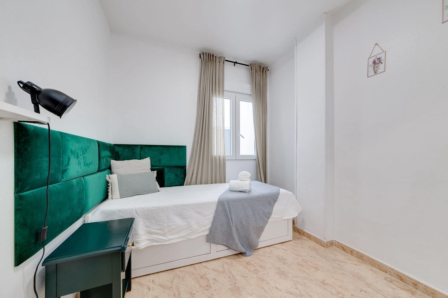 2 sypialnia Mieszkanie na kwatery wakacyjne w Torrevieja - 700 € (Ref: 9134324)