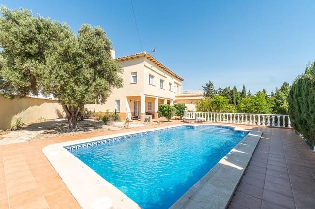 4 sypialnia Willa na sprzedaż w Cañada del Molino, Torrevieja z basenem garażem - 869 000 € (Ref: 9330600)