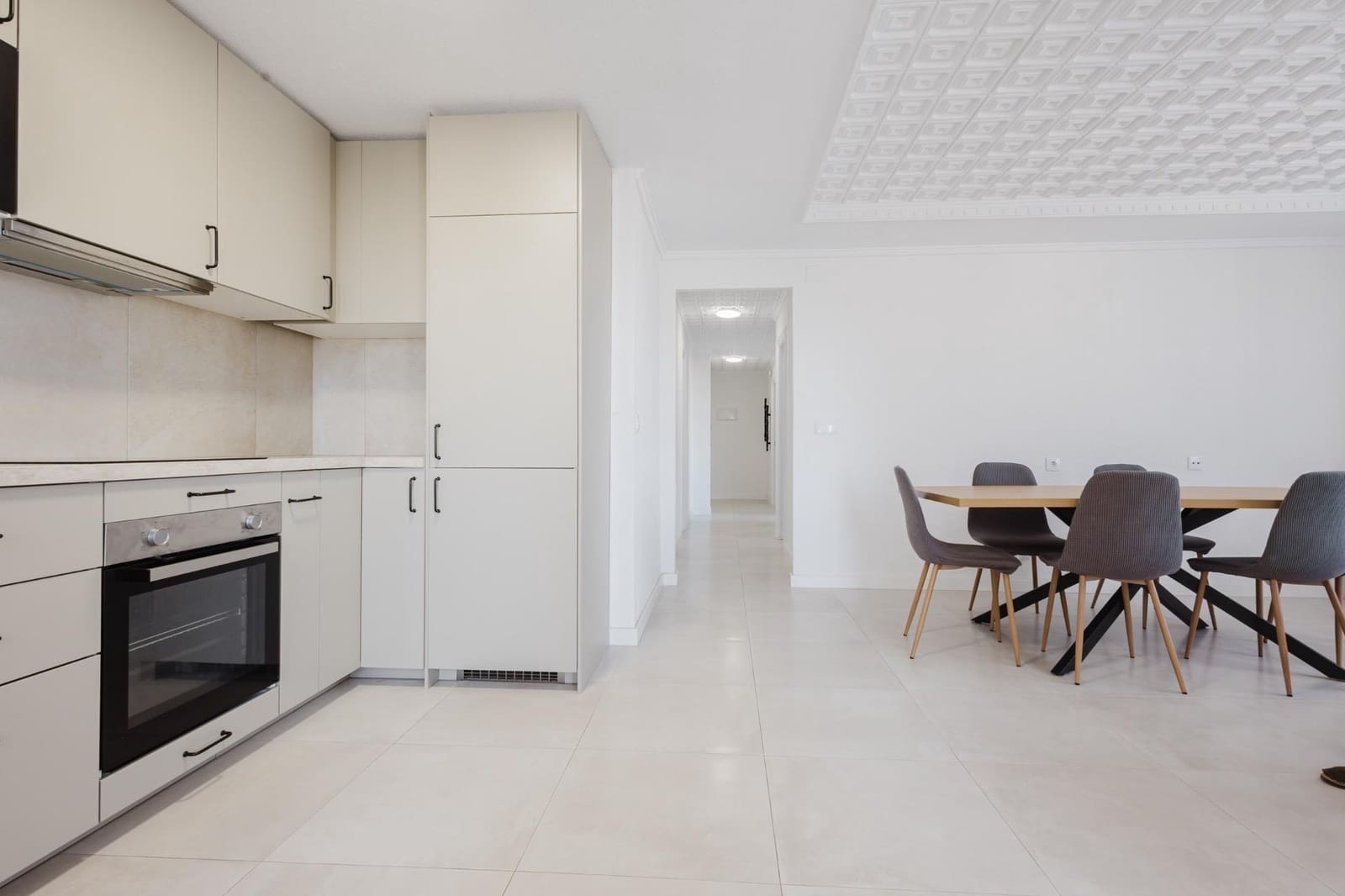 3 bedroom Apartment for sale in Torrevieja with pool - € 249,000 (Ref: 9344730)