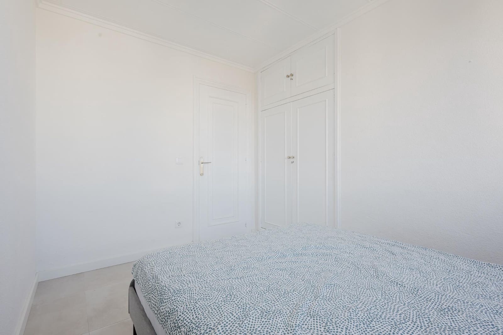 3 bedroom Apartment for sale in Torrevieja with pool - € 249,000 (Ref: 9344730)