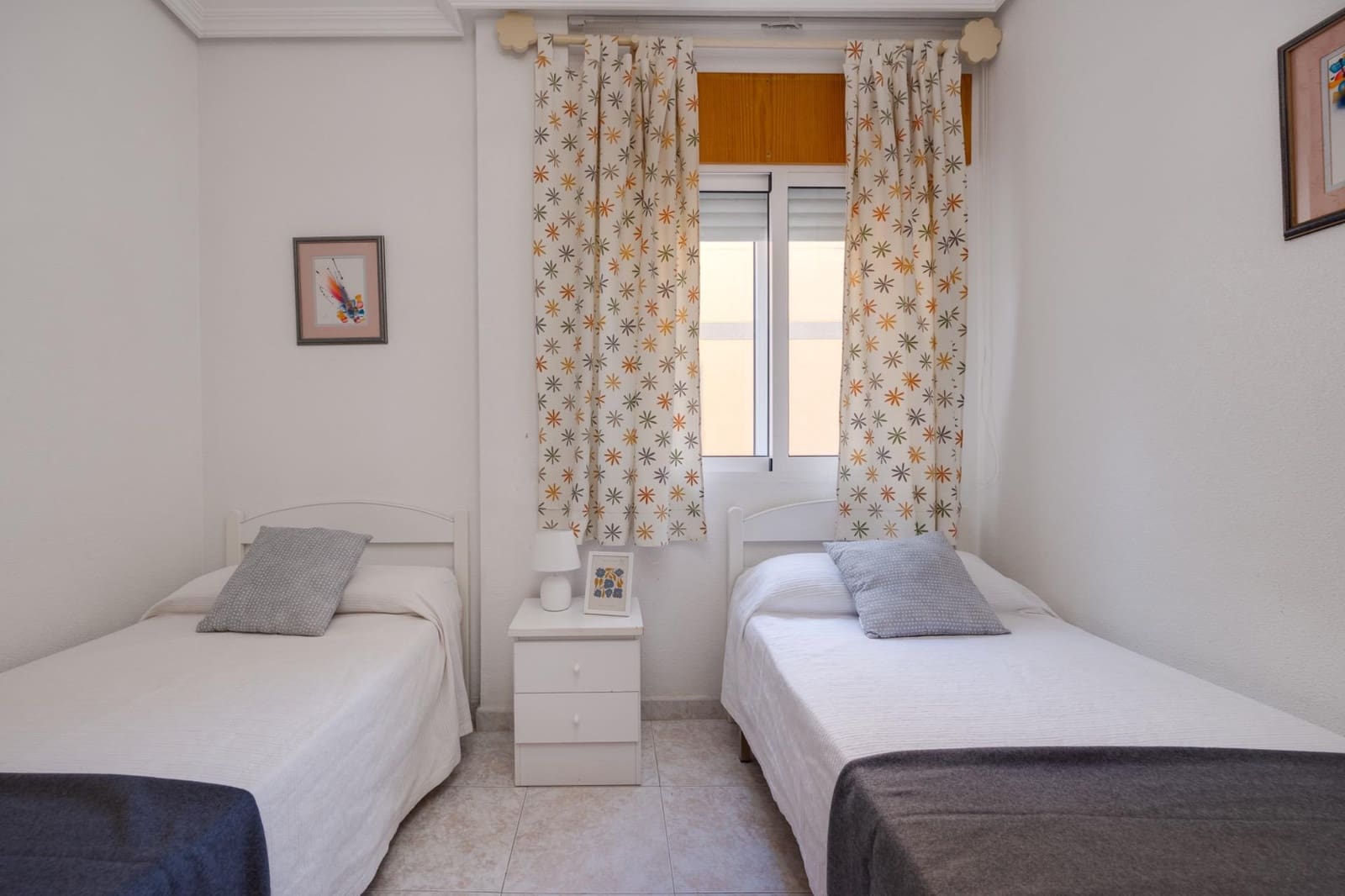 2 makuuhuone Huoneisto myytävänä paikassa Torrevieja - 120 000 € (Ref: 9414065)