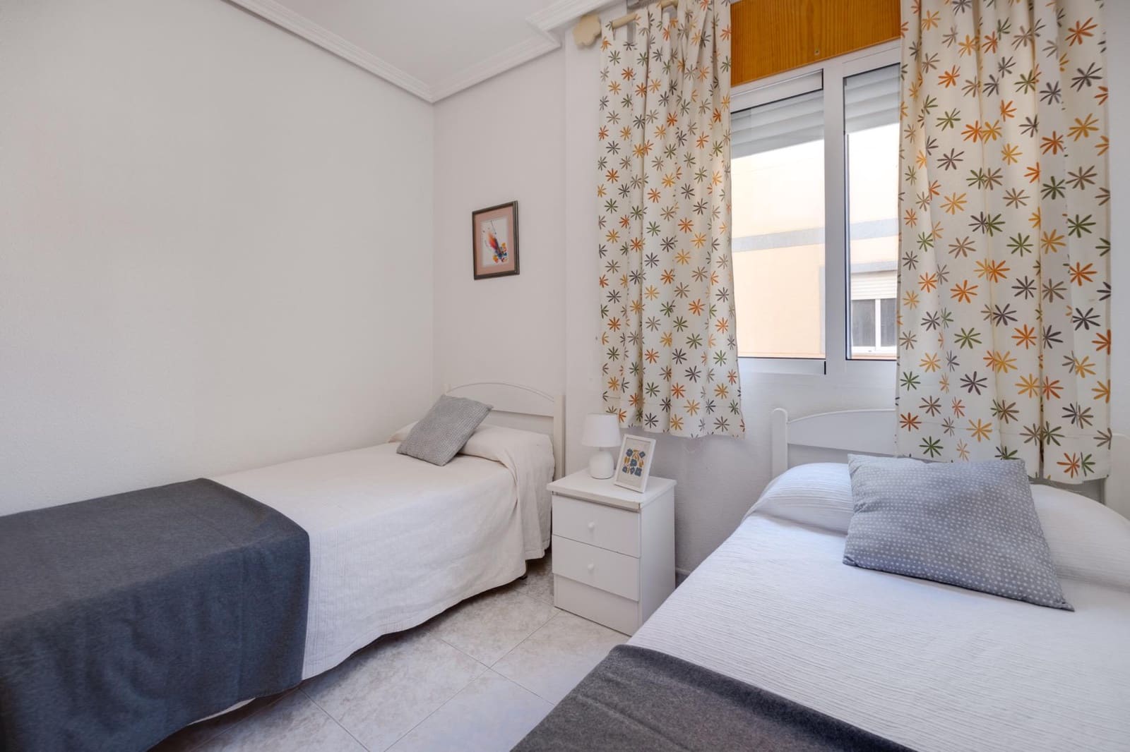 2 makuuhuone Huoneisto myytävänä paikassa Torrevieja - 120 000 € (Ref: 9414065)