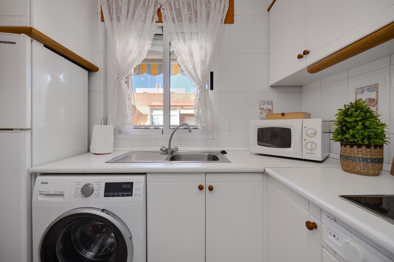 2 makuuhuone Huoneisto myytävänä paikassa Torrevieja - 120 000 € (Ref: 9414065)