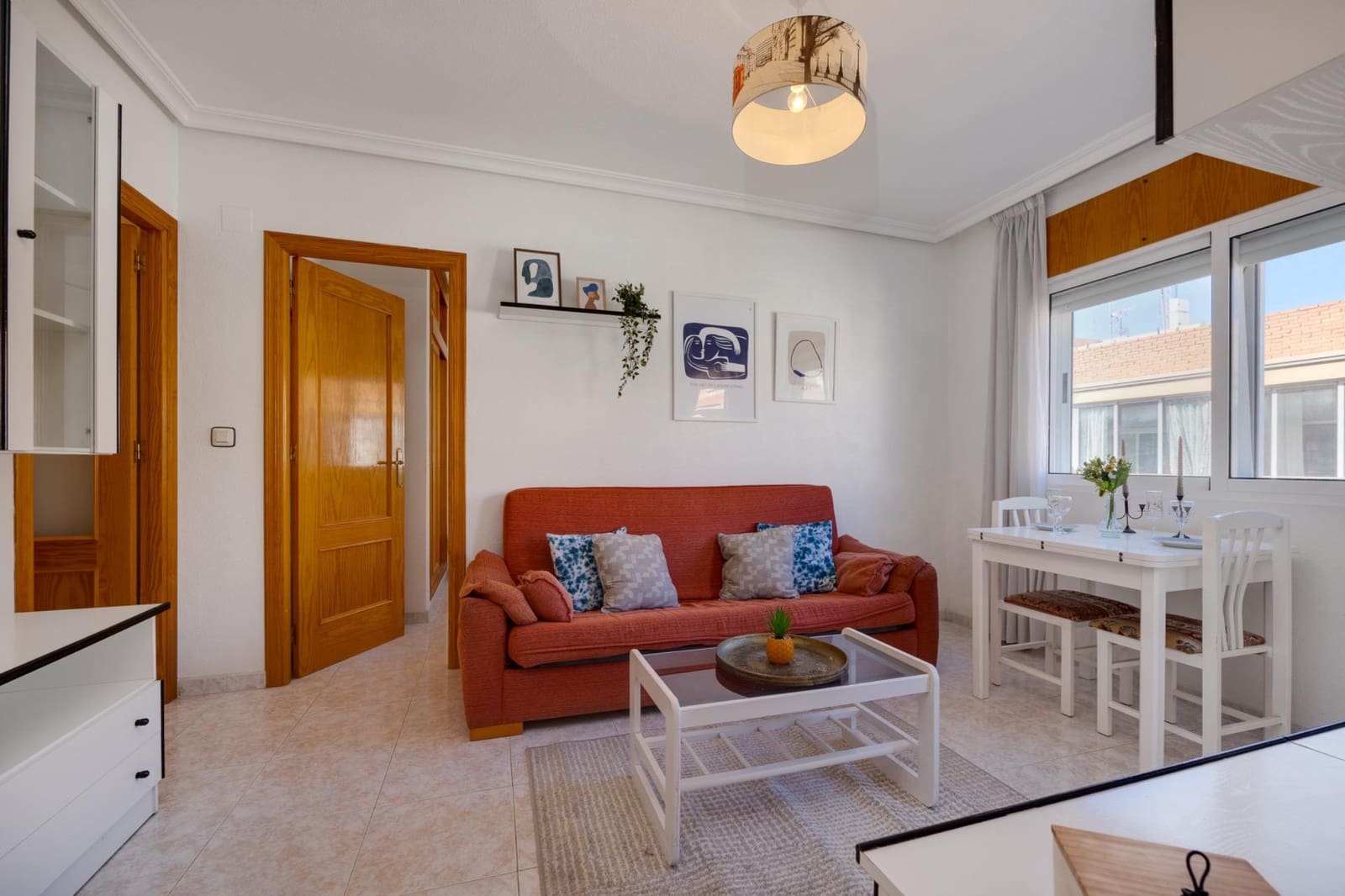 2 makuuhuone Huoneisto myytävänä paikassa Torrevieja - 120 000 € (Ref: 9414065)