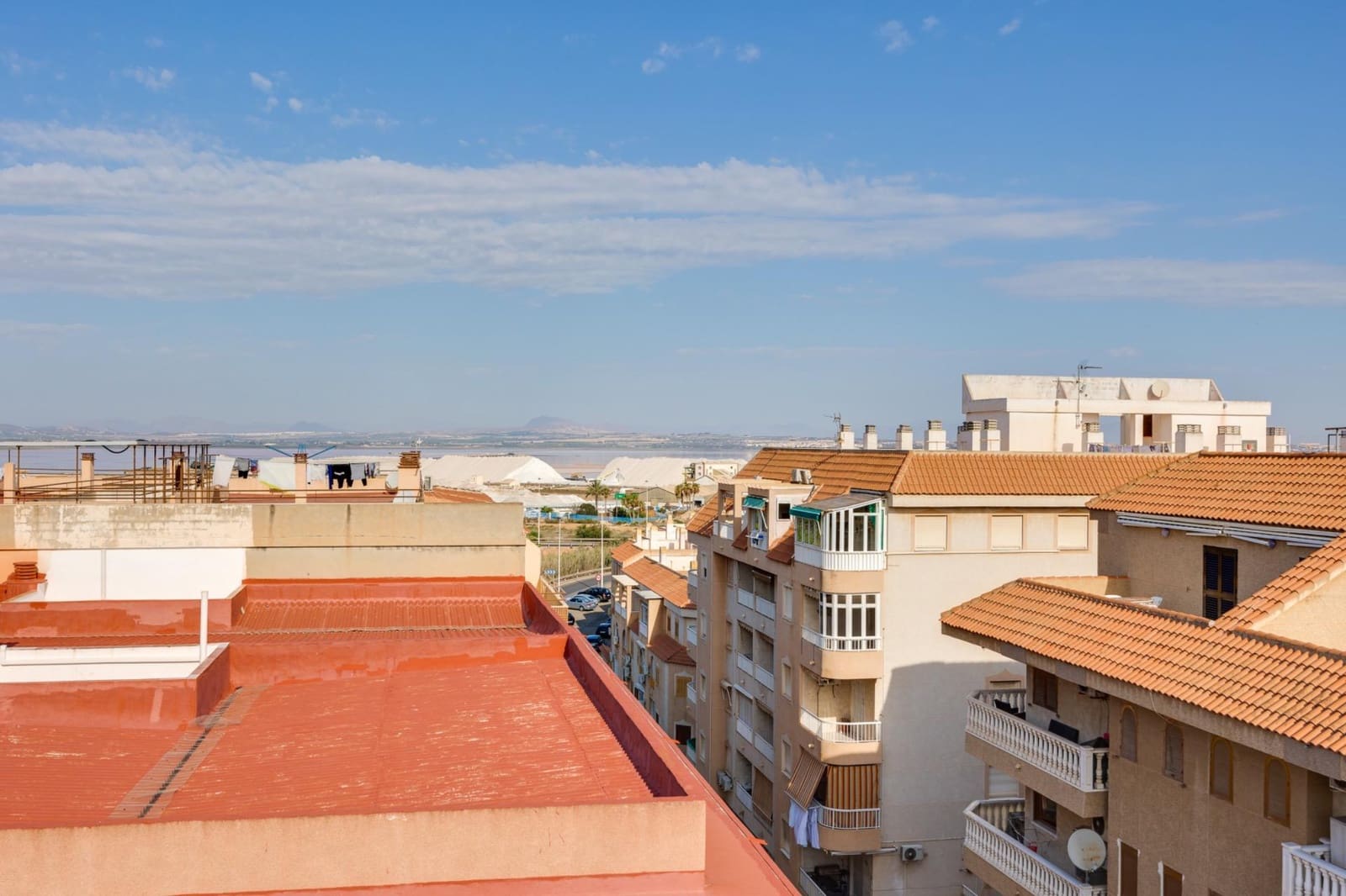 2 makuuhuone Huoneisto myytävänä paikassa Torrevieja - 120 000 € (Ref: 9414065)