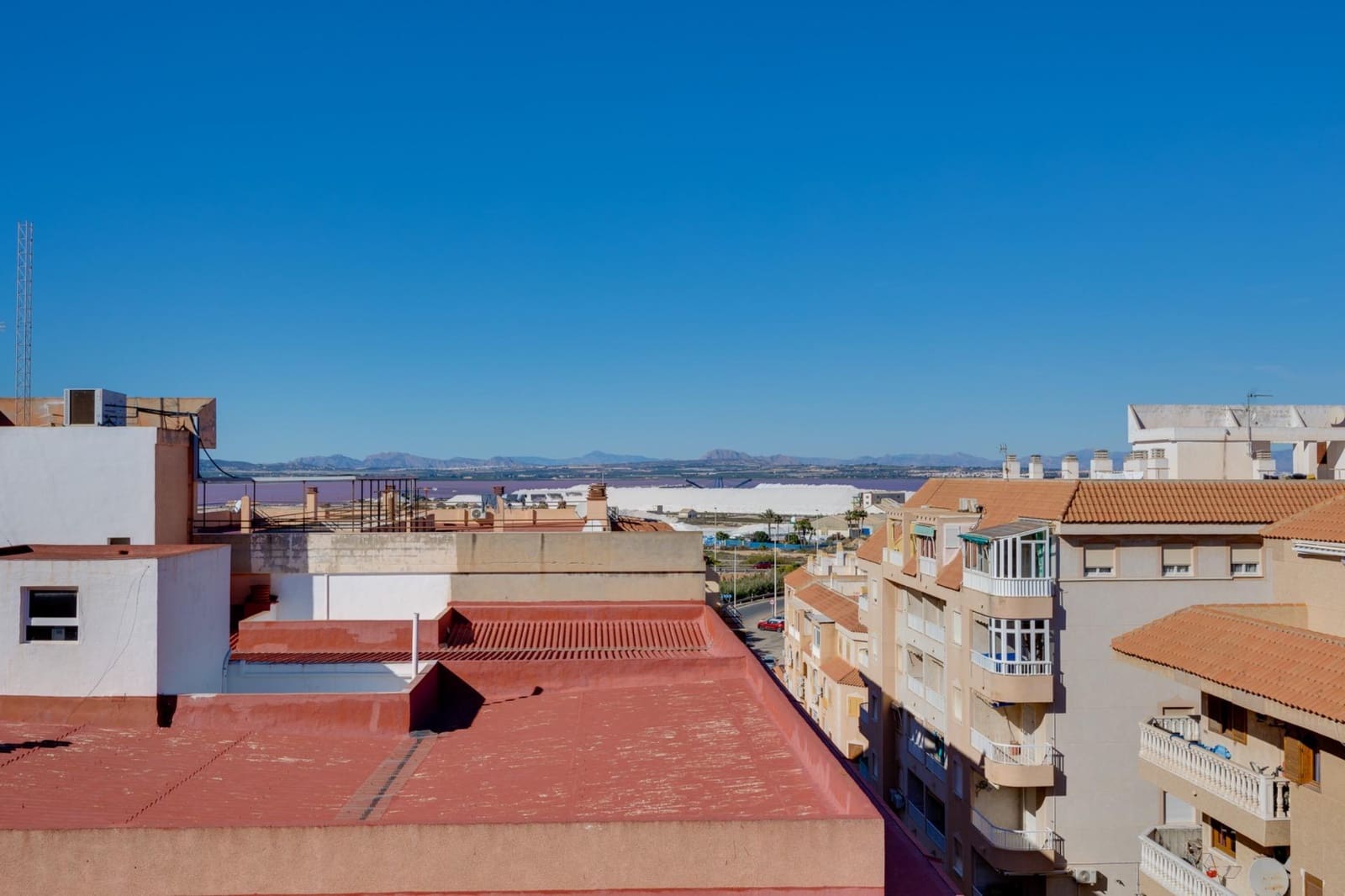 2 makuuhuone Huoneisto myytävänä paikassa Torrevieja - 120 000 € (Ref: 9414065)