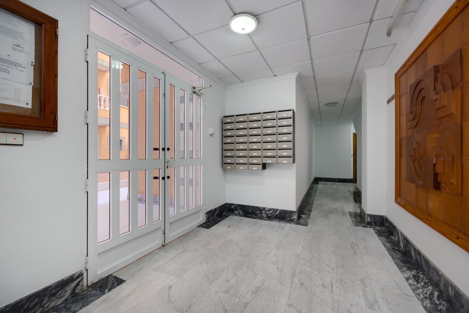 2 makuuhuone Huoneisto myytävänä paikassa Torrevieja - 120 000 € (Ref: 9414065)