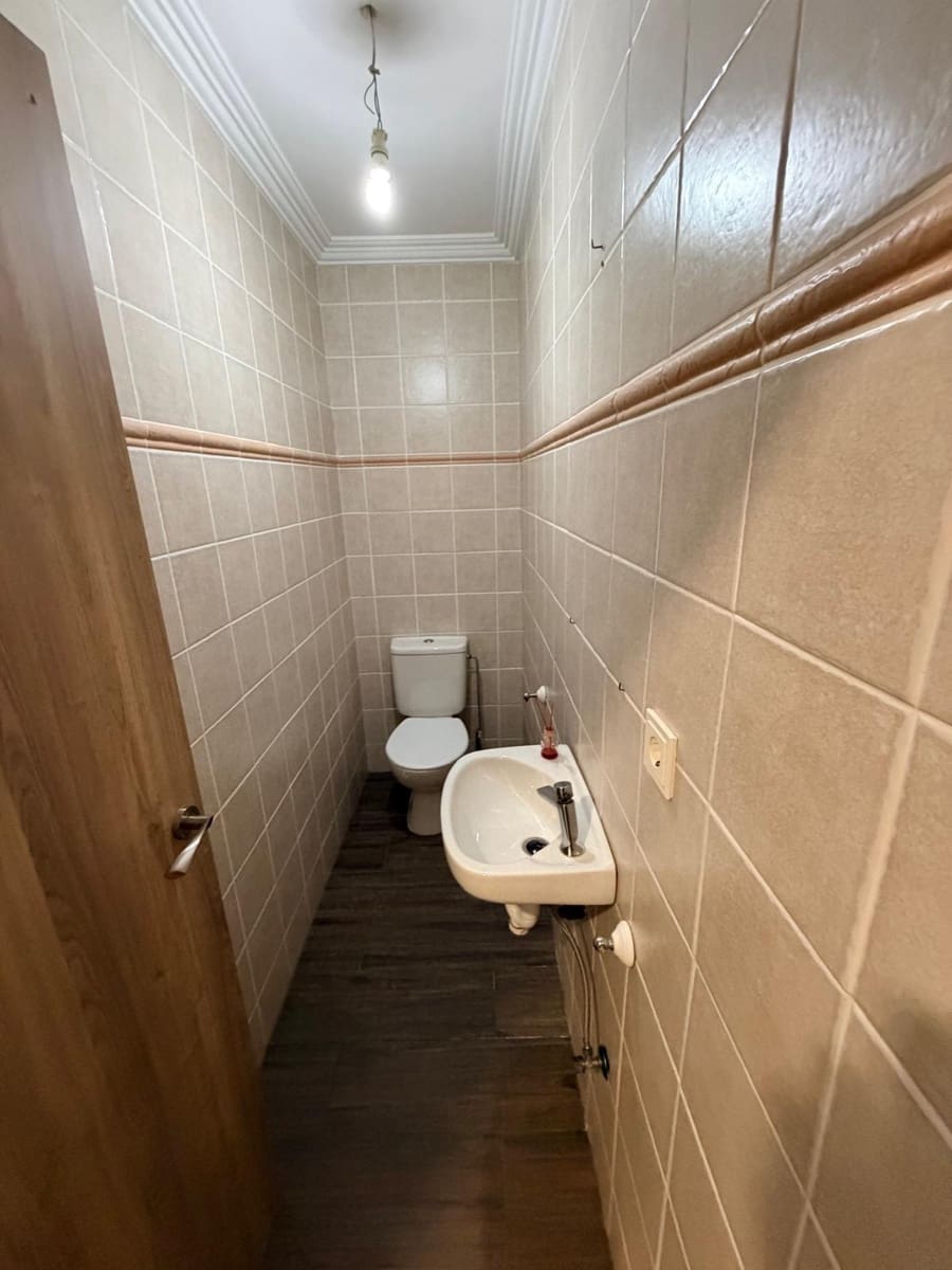 4 soveværelse Villa til salg i Torrevieja med swimmingpool garage - € 549.000 (Ref: 9551445)