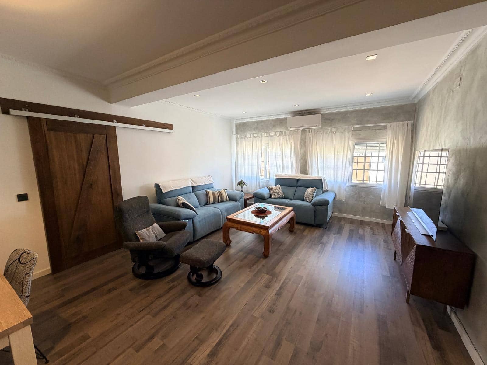 4 soveværelse Villa til salg i Torrevieja med swimmingpool garage - € 549.000 (Ref: 9551445)