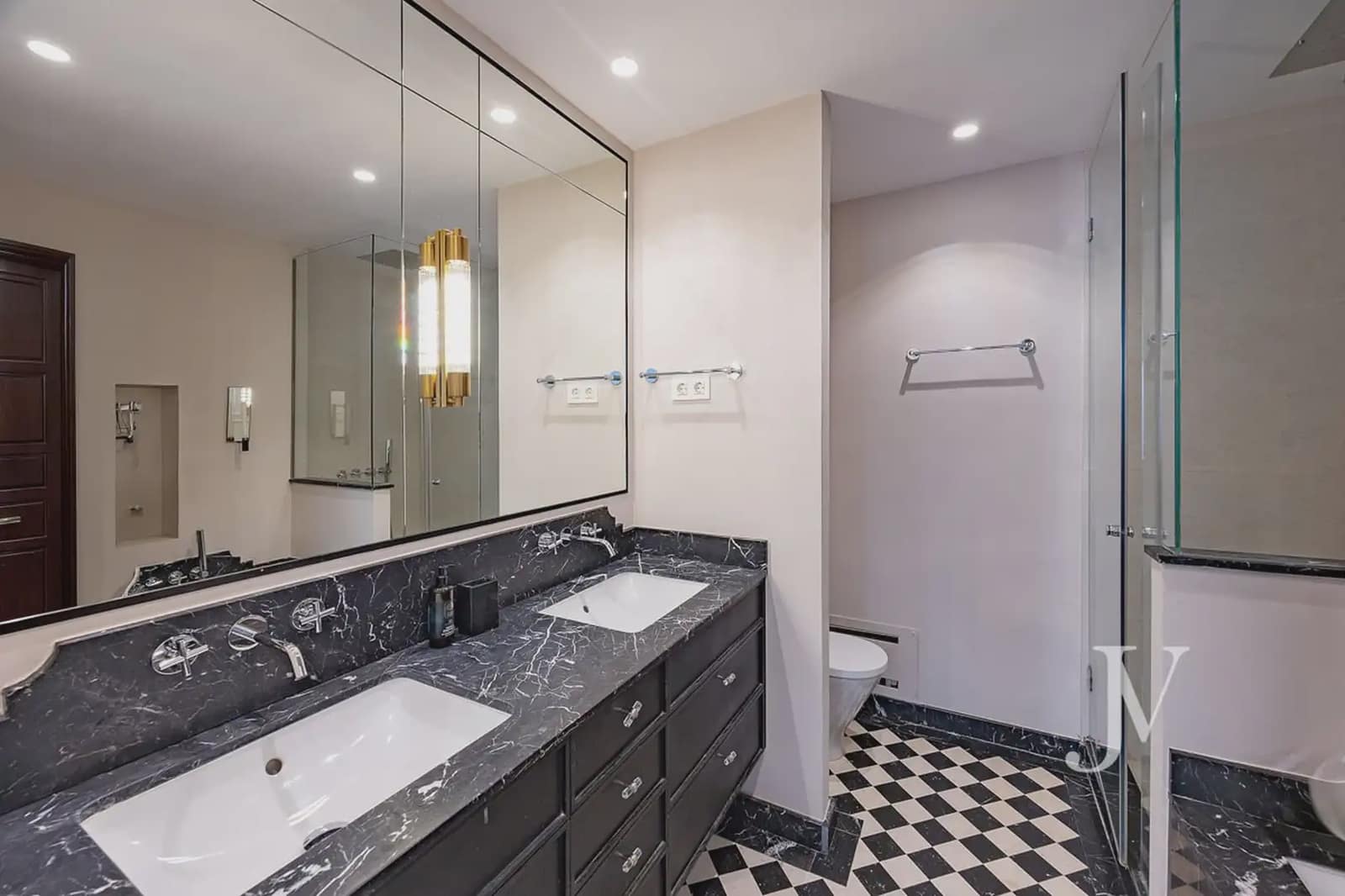 Piso de 4 habitaciones en Madrid ciudad en venta con garaje - 2.100.000 € (Ref: 10021814)