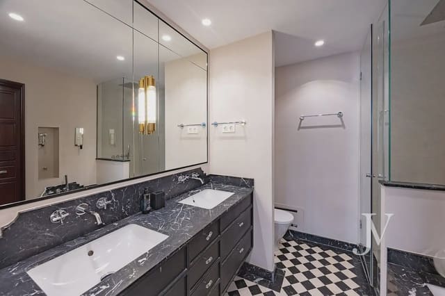 Piso de 4 habitaciones en Argüelles, Madrid ciudad en venta con garaje - 2.100.000 € (Ref: 10021814)