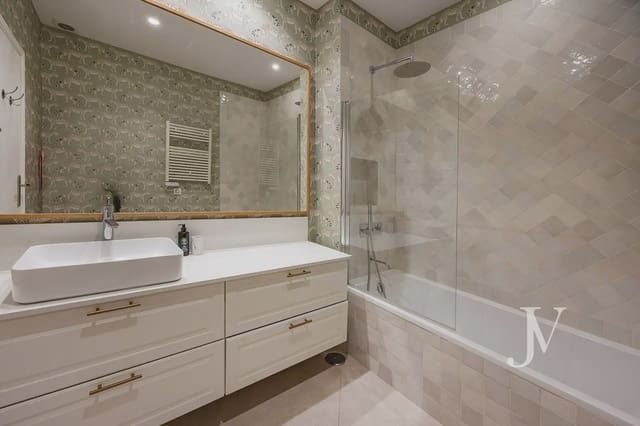 Piso de 4 habitaciones en Argüelles, Madrid ciudad en venta con garaje - 2.100.000 € (Ref: 10021814)
