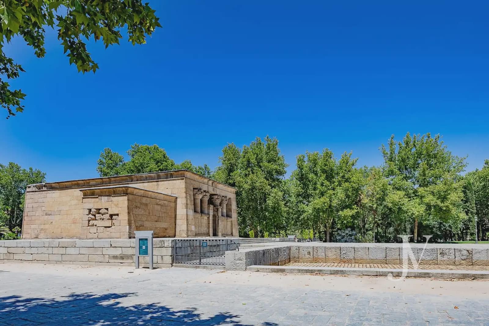 Piso de 4 habitaciones en Madrid ciudad en venta con garaje - 2.100.000 € (Ref: 10021814)