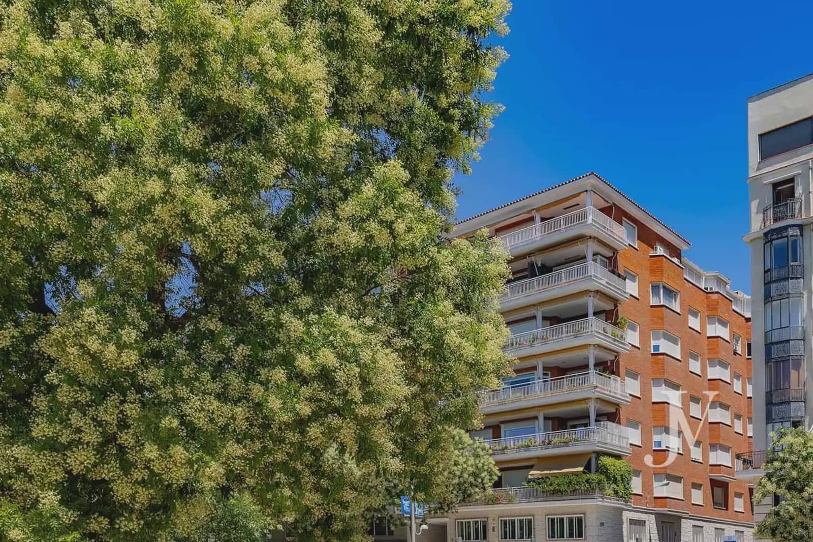 Piso de 4 habitaciones en Madrid ciudad en venta con garaje - 2.100.000 € (Ref: 10021814)