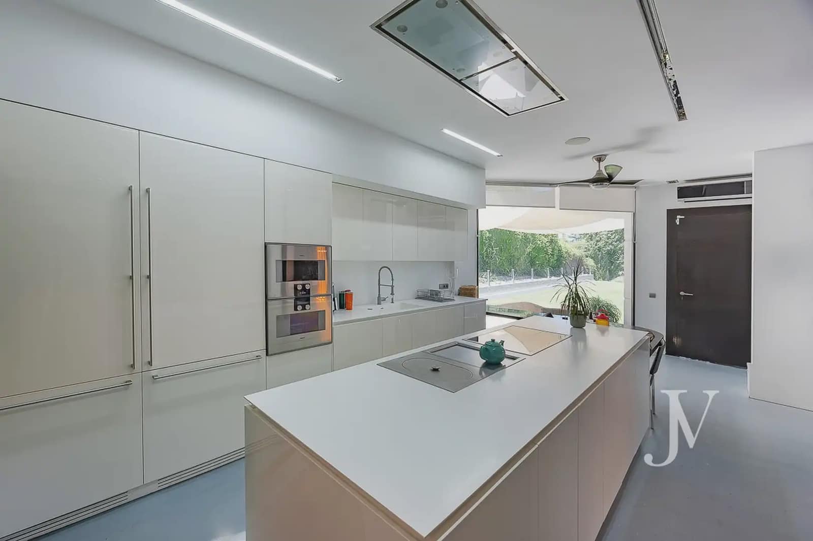7 Zimmer Villa zu verkaufen in La Moraleja mit Pool Garage - 8.900.000 € (Ref: 10024425)