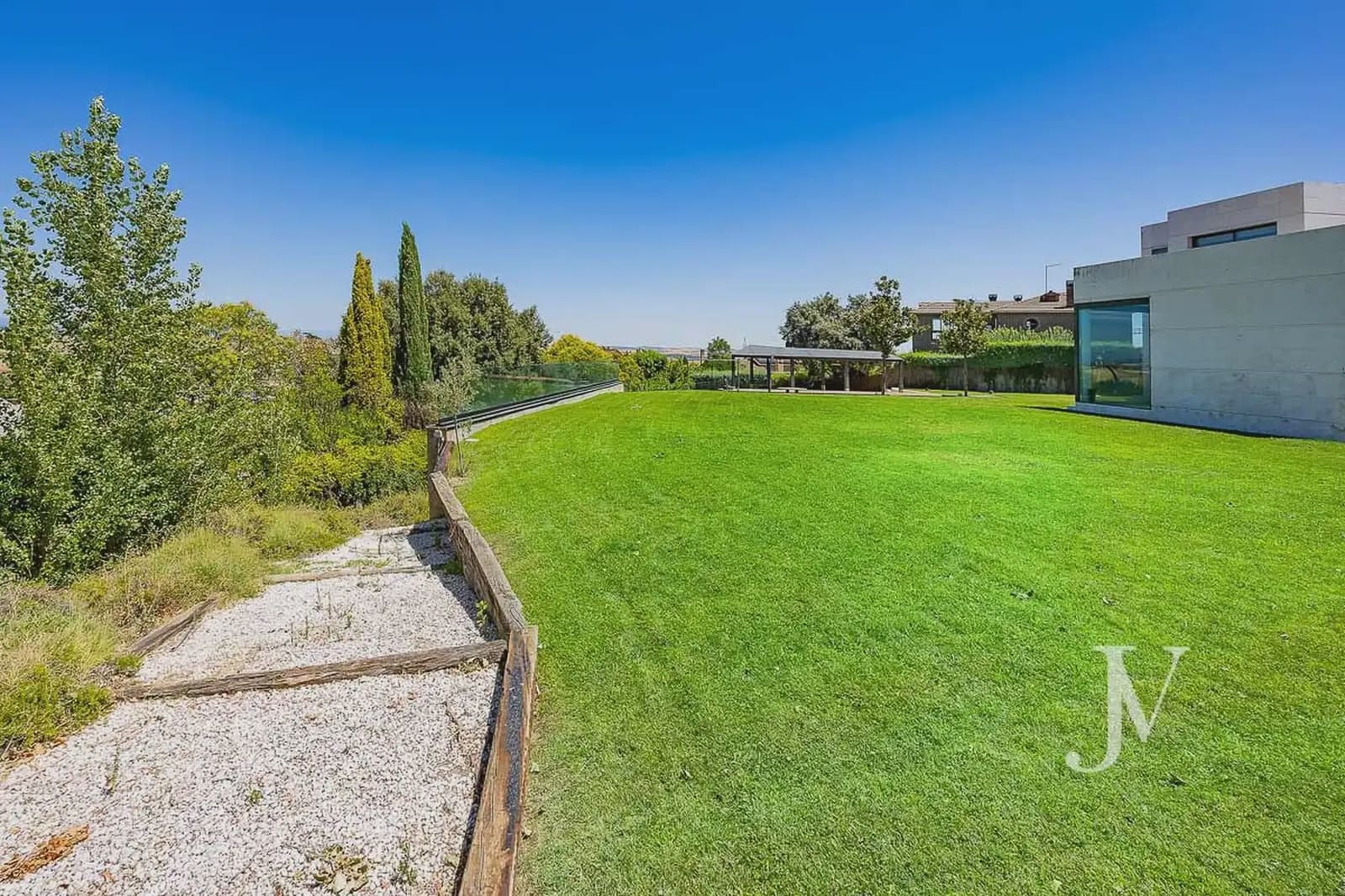 7 Zimmer Villa zu verkaufen in La Moraleja mit Pool Garage - 8.900.000 € (Ref: 10024425)