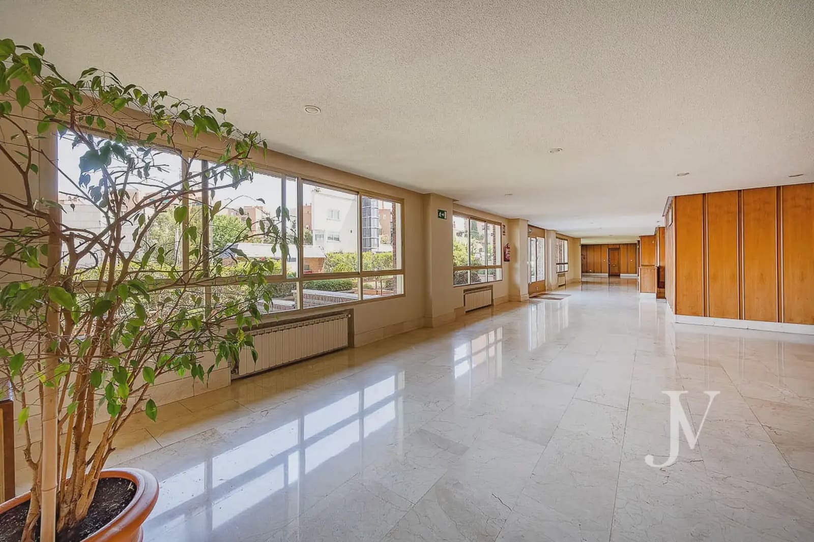 4 slaapkamer Flat te koop in Madrid stad met zwembad garage - € 898.000 (Ref: 9965600)