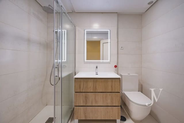 4 slaapkamer Flat te koop in Fuentelareina, Madrid stad met zwembad garage - € 898.000 (Ref: 9965600)