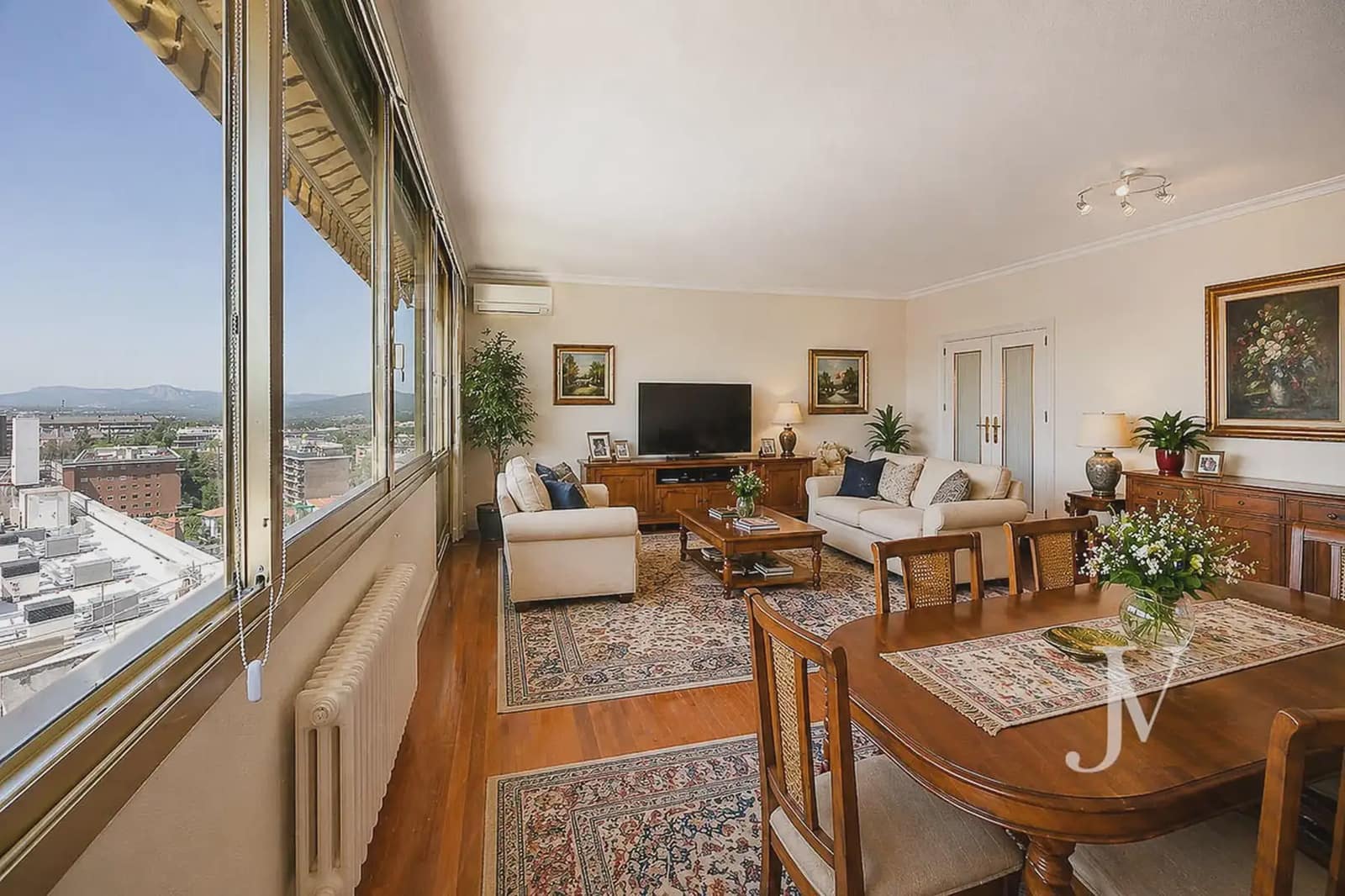 4 slaapkamer Flat te koop in Madrid stad met zwembad garage - € 898.000 (Ref: 9965600)
