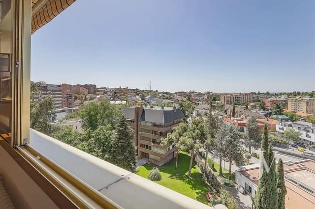 4 slaapkamer Flat te koop in Fuentelareina, Madrid stad met zwembad garage - € 898.000 (Ref: 9965600)