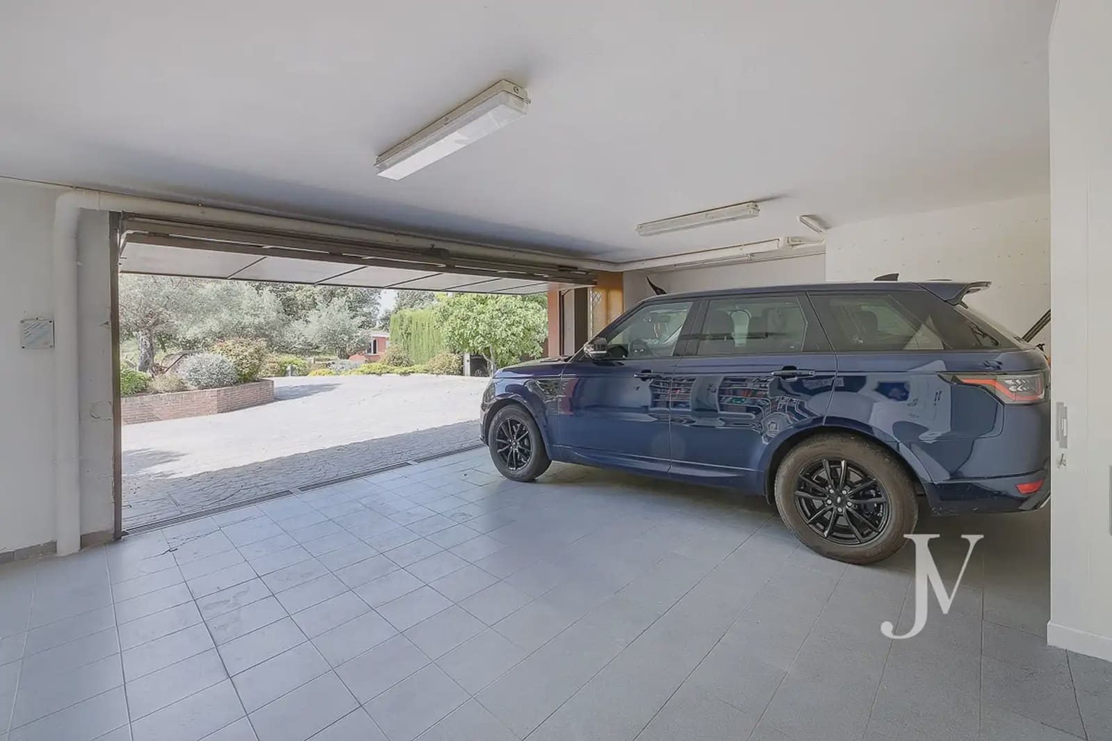 5 chambre Villa/Maison à vendre à San Sebastian de los Reyes avec piscine garage - 2 550 000 € (Ref: 9965601)