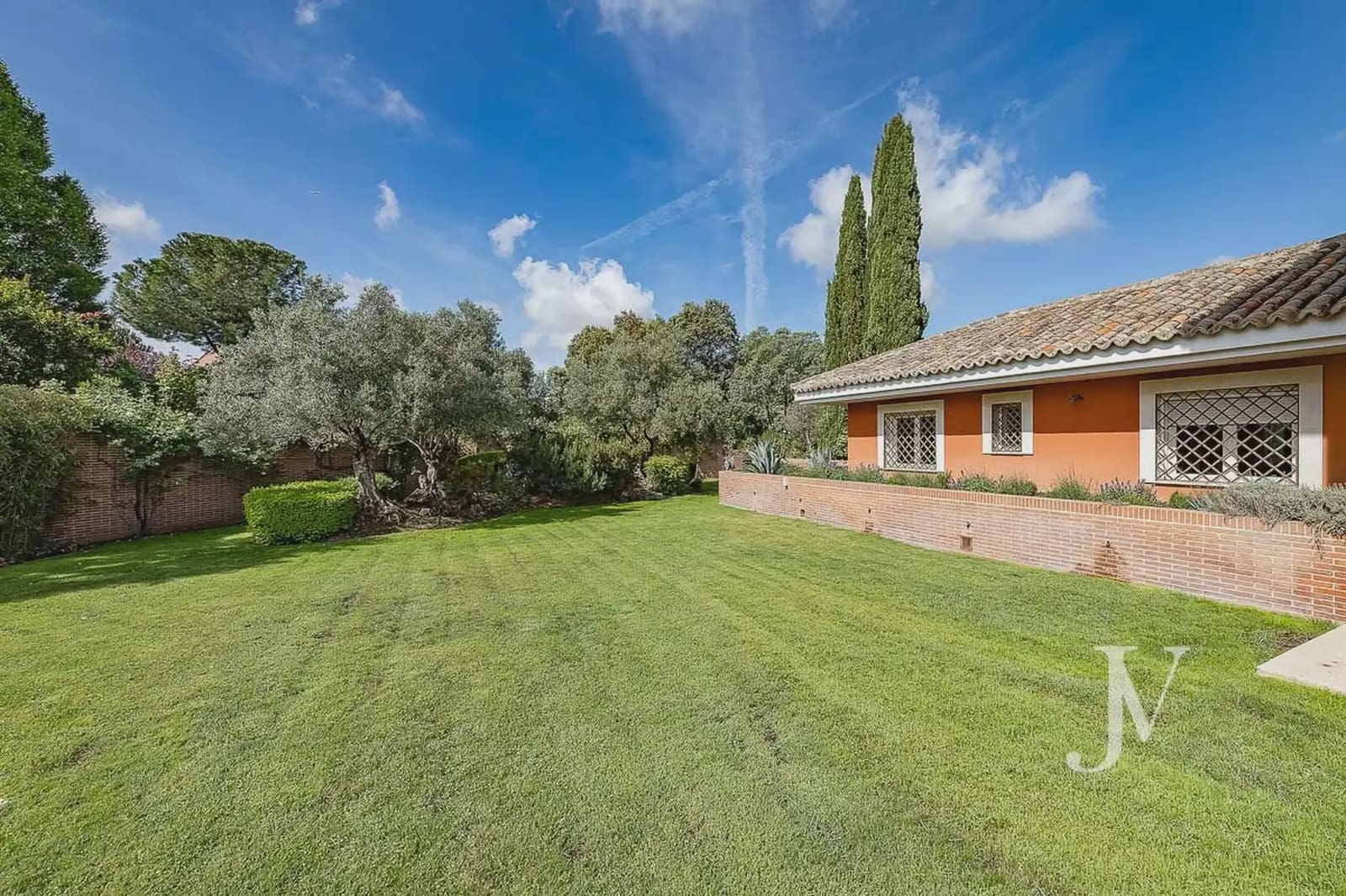 5 chambre Villa/Maison à vendre à San Sebastian de los Reyes avec piscine garage - 2 550 000 € (Ref: 9965601)