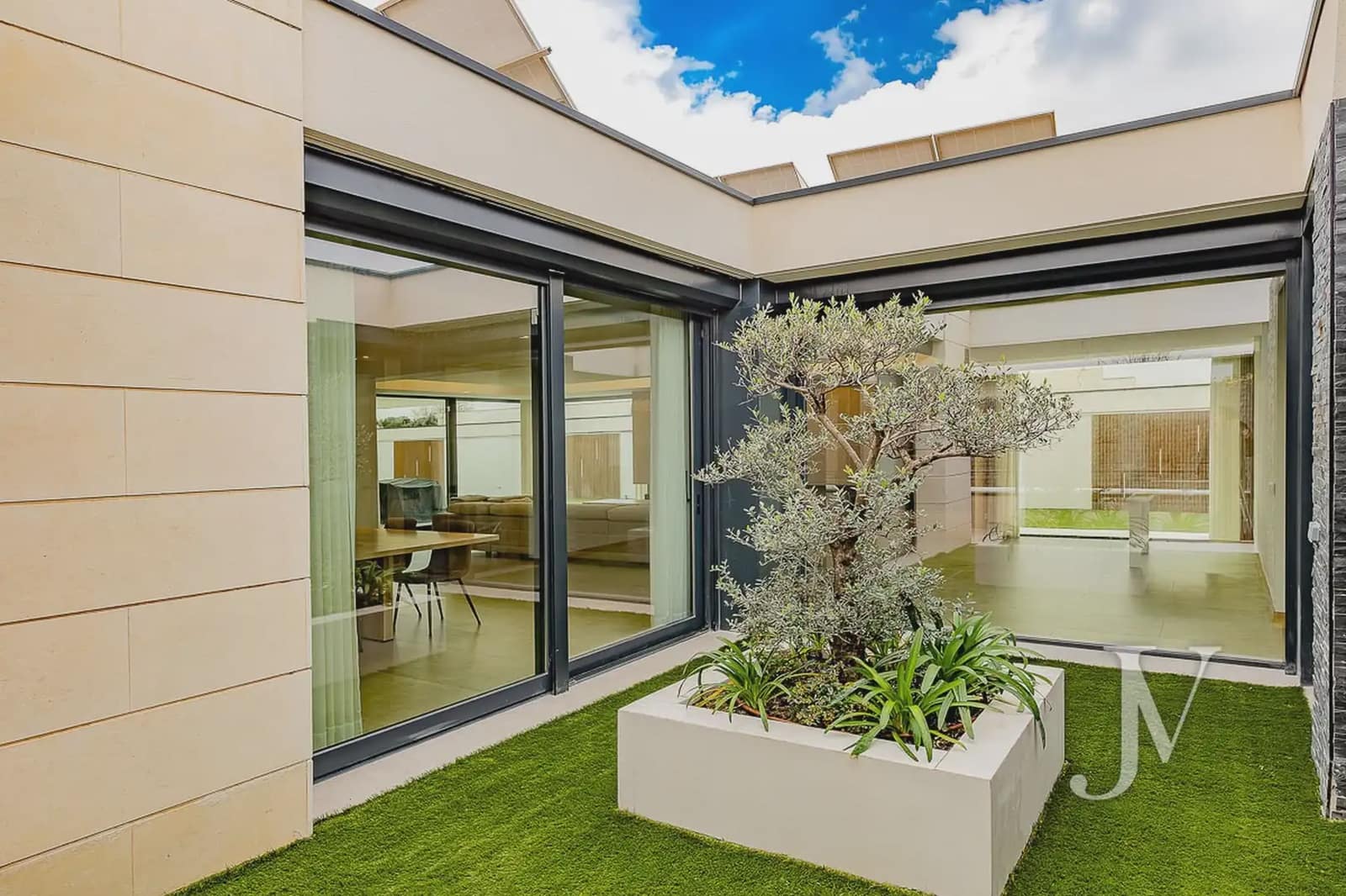 5 sypialnia Willa na sprzedaż w Boadilla del Monte z basenem garażem - 3 195 000 € (Ref: 9965603)