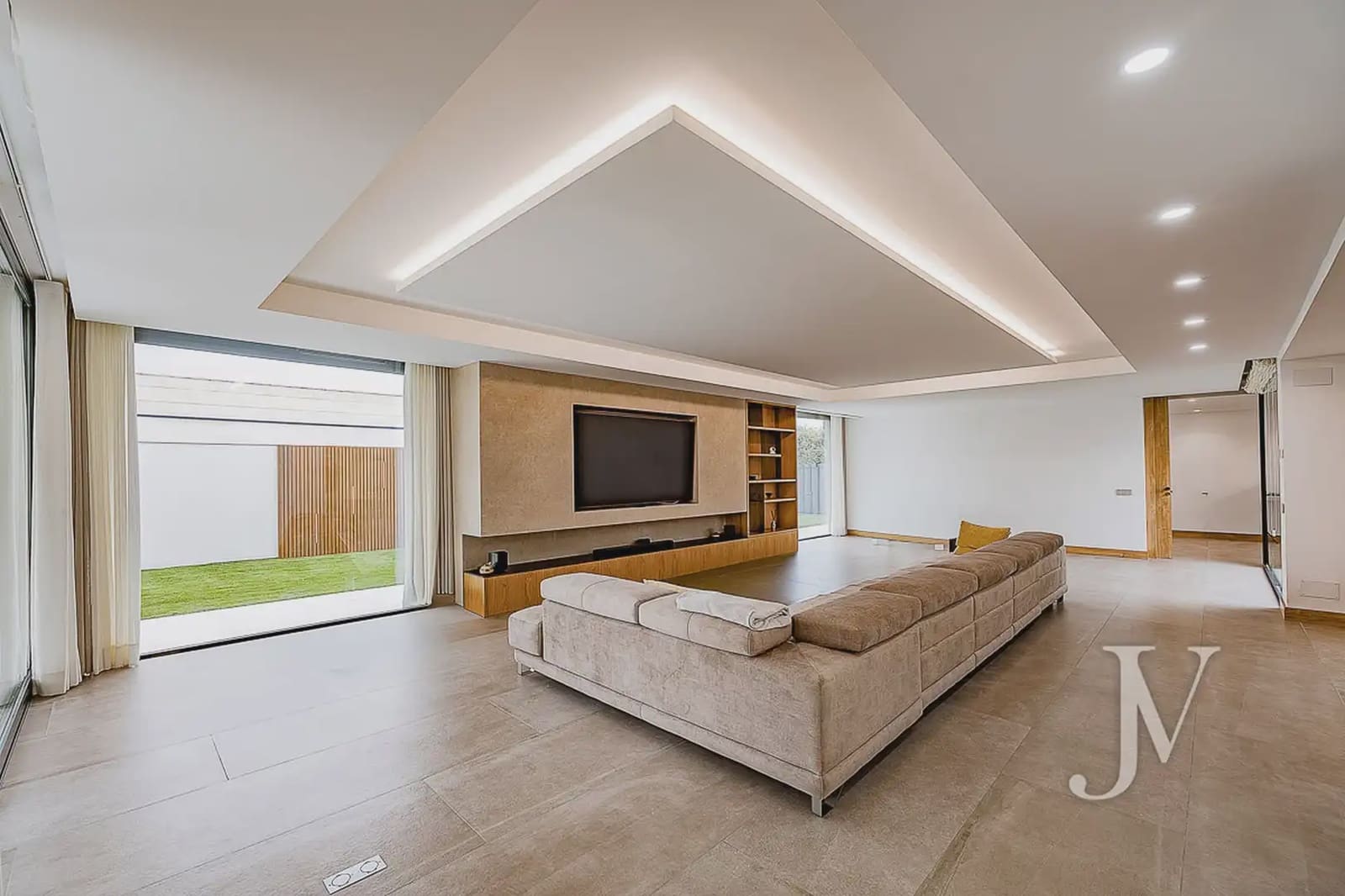 5 sypialnia Willa na sprzedaż w Boadilla del Monte z basenem garażem - 3 195 000 € (Ref: 9965603)