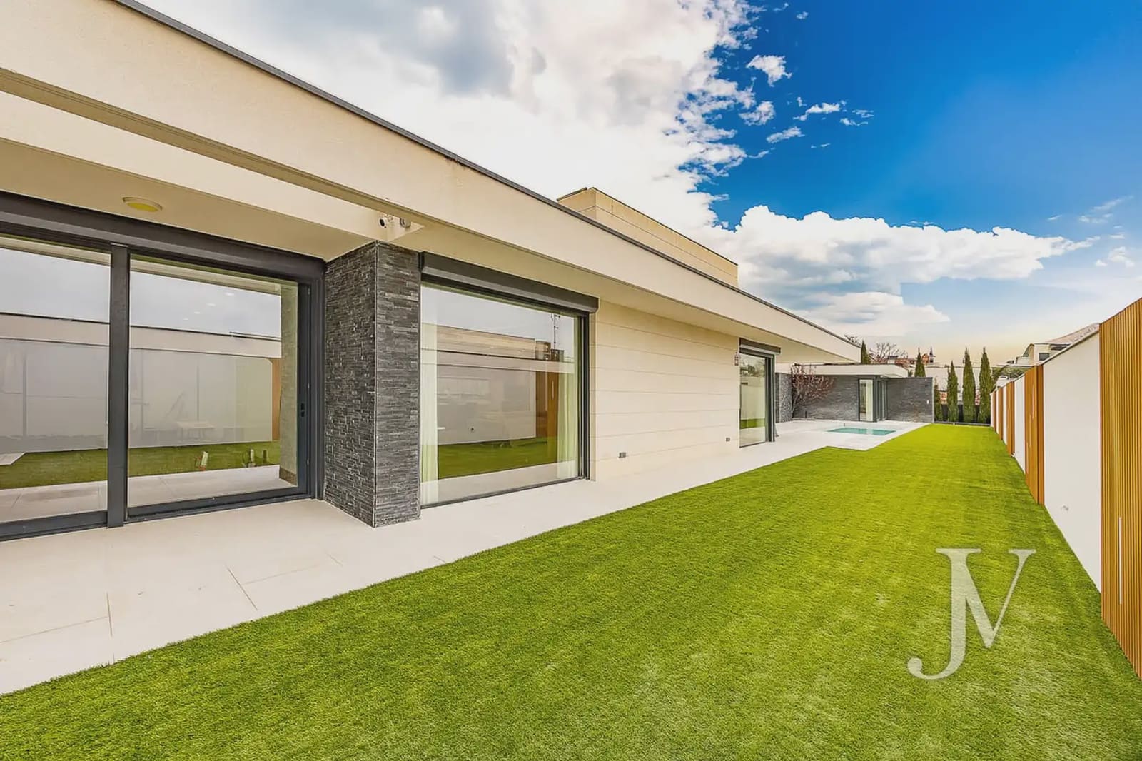 5 sypialnia Willa na sprzedaż w Boadilla del Monte z basenem garażem - 3 195 000 € (Ref: 9965603)