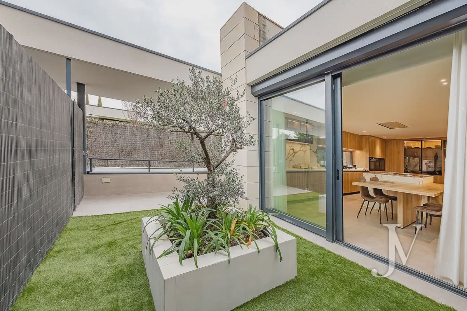 5 sypialnia Willa na sprzedaż w Boadilla del Monte z basenem garażem - 3 195 000 € (Ref: 9965603)