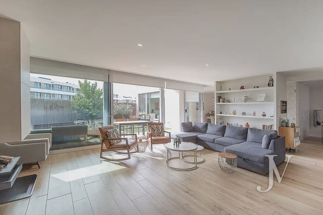 6 bedroom Semi-detached Villa for sale in La Moraleja, Alcobendas with pool garage - € 2,350,000 (Ref: 9965605)