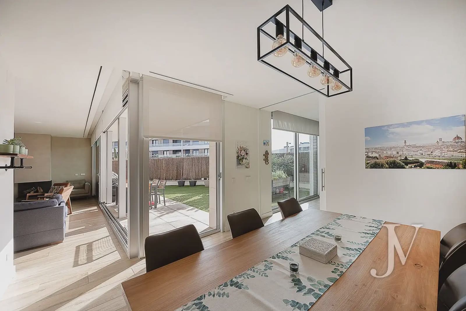 6 bedroom Semi-detached Villa for sale in La Moraleja with pool garage - € 2,350,000 (Ref: 9965605)