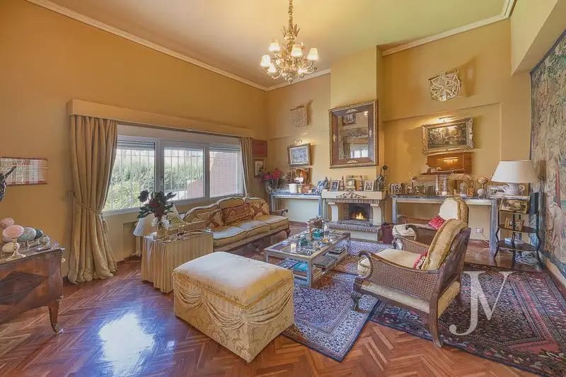 4 bedroom Terraced Villa for sale in Madrid city with garage - € 1,440,000 (Ref: 9965606)