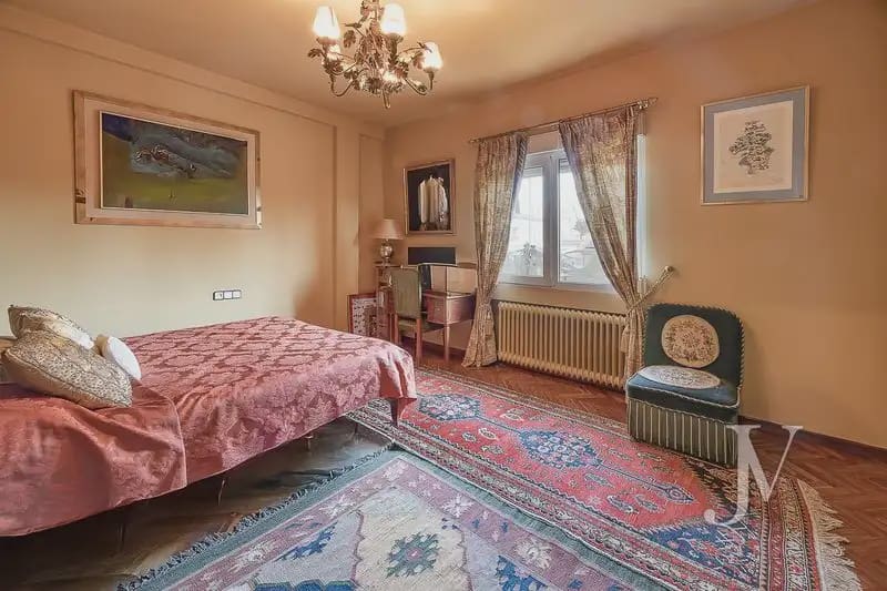 4 bedroom Terraced Villa for sale in Madrid city with garage - € 1,440,000 (Ref: 9965606)