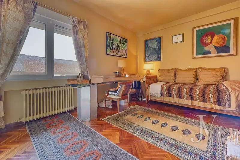 4 bedroom Terraced Villa for sale in Madrid city with garage - € 1,440,000 (Ref: 9965606)