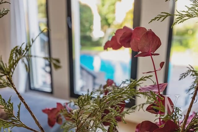 6 quarto Moradia Geminada para arrendar em Pozuelo de Alarcón com piscina garagem - 7 500 € (Ref: 9965607)