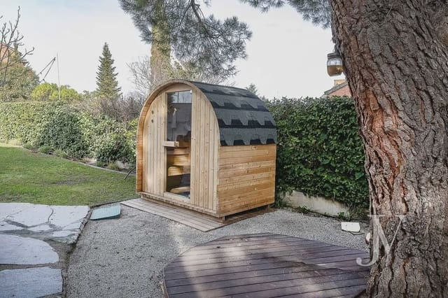 6 quarto Moradia Geminada para arrendar em Pozuelo de Alarcón com piscina garagem - 7 500 € (Ref: 9965607)