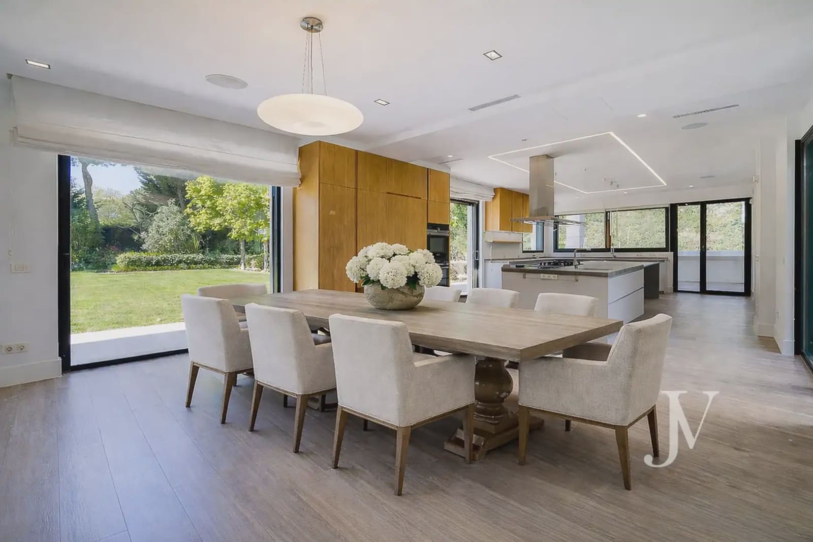 6 soverom Villa til salgs i Pozuelo de Alarcon med svømmebasseng garasje - € 5 900 000 (Ref: 9965608)