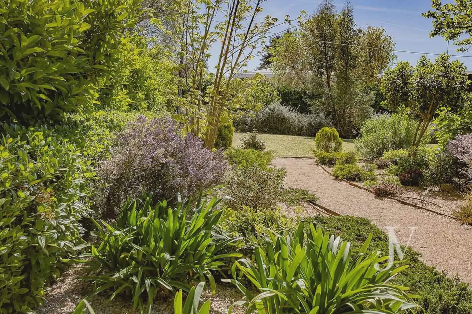 6 soverom Villa til salgs i Pozuelo de Alarcon med svømmebasseng garasje - € 5 900 000 (Ref: 9965608)