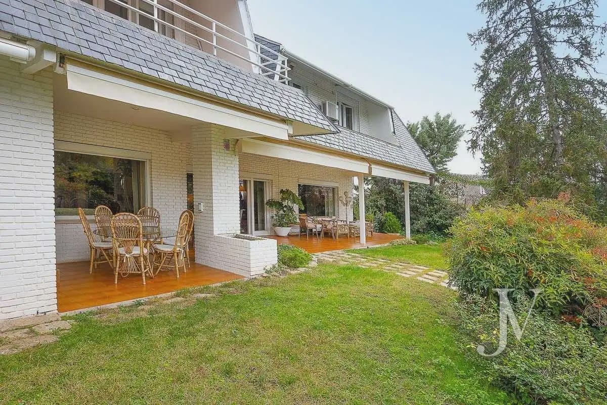 6 slaapkamer Villa te koop in Madrid stad met zwembad garage - € 3.000.000 (Ref: 9965612)