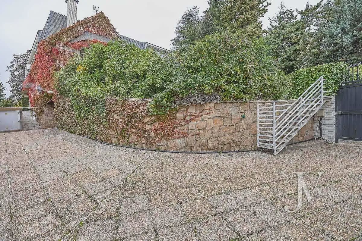 6 slaapkamer Villa te koop in Madrid stad met zwembad garage - € 3.000.000 (Ref: 9965612)
