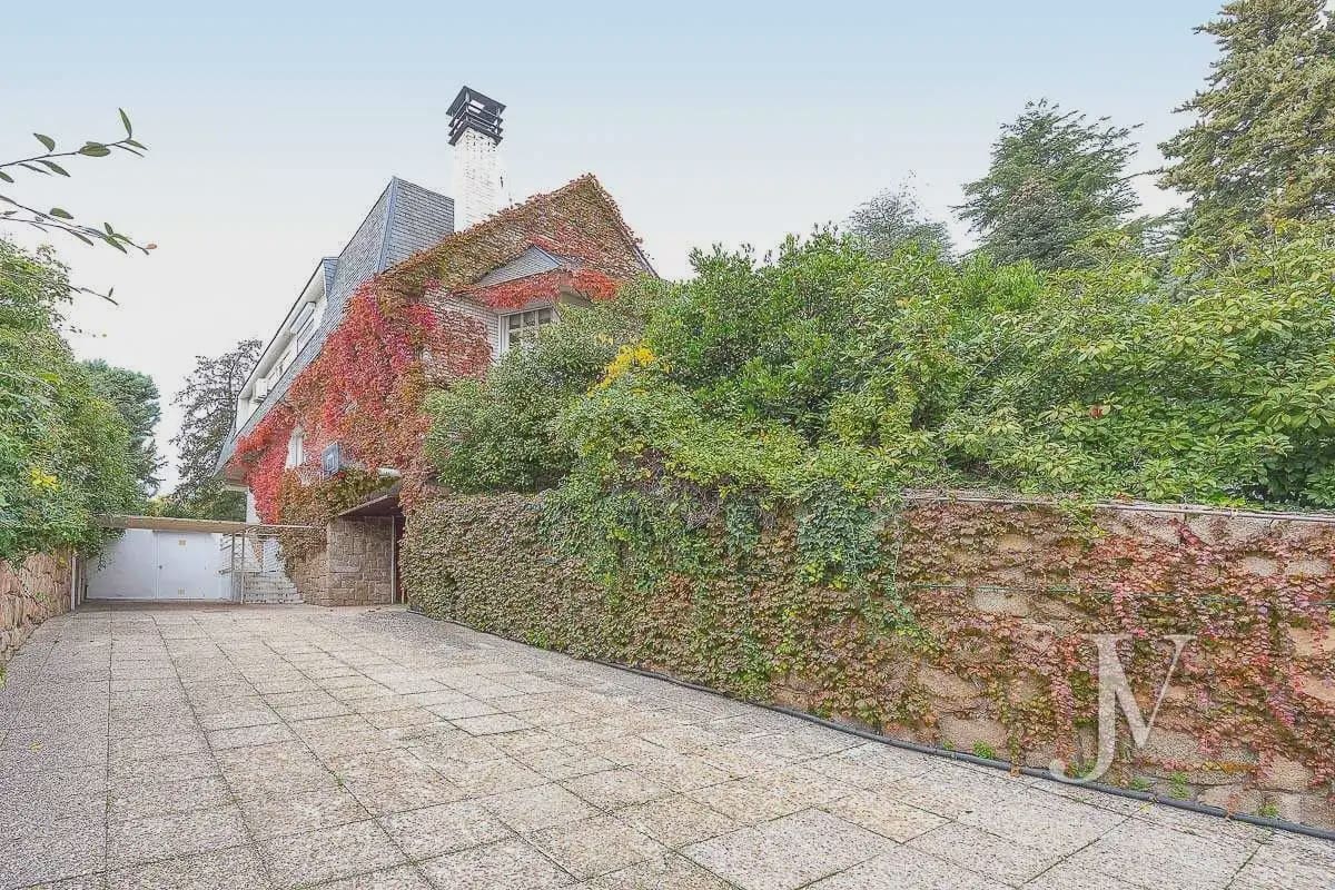 6 slaapkamer Villa te koop in Madrid stad met zwembad garage - € 3.000.000 (Ref: 9965612)