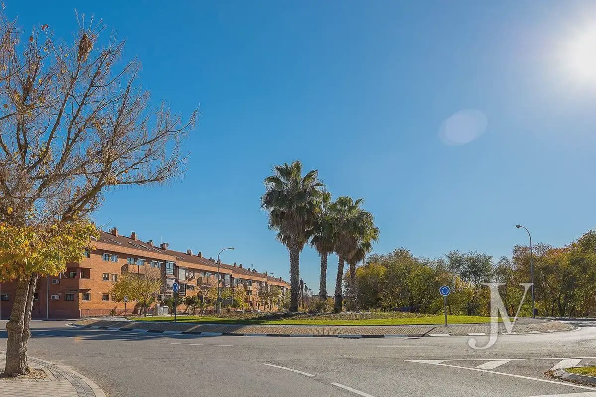 Villa te koop in Madrid stad - € 2.500.000 (Ref: 9965613)