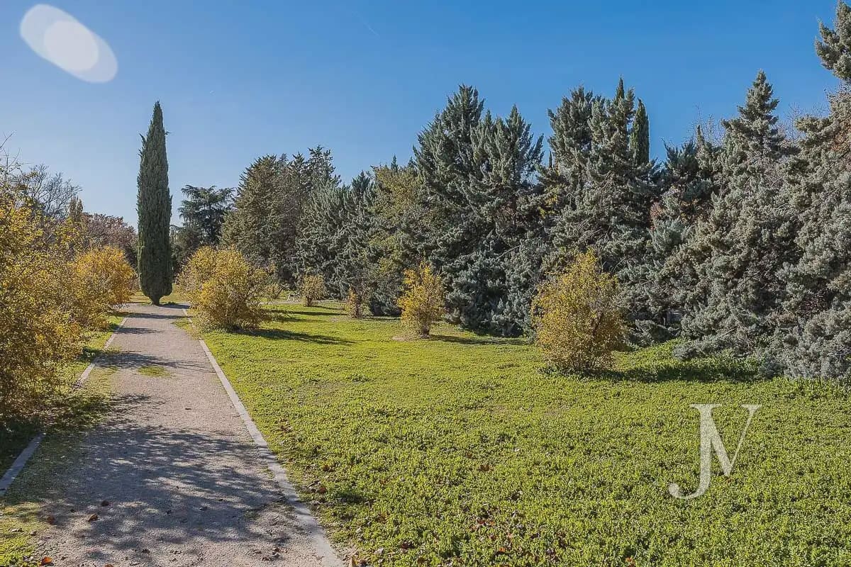 Villa te koop in Madrid stad - € 2.500.000 (Ref: 9965613)