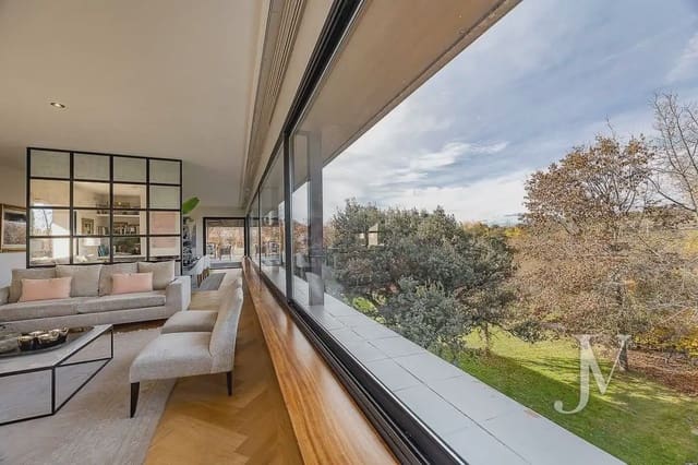 6 sypialnia Willa na sprzedaż w Colmenar Viejo z basenem garażem - 2 590 000 € (Ref: 9965614)