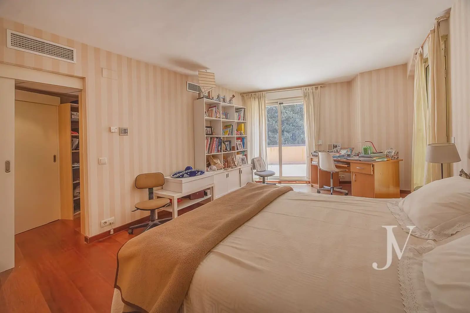 5 soveværelse Villa til salg i Pozuelo de Alarcon med swimmingpool garage - € 3.200.000 (Ref: 9965615)