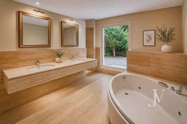5 soveværelse Villa til salg i Pozuelo de Alarcón med swimmingpool garage - € 3.200.000 (Ref: 9965615)