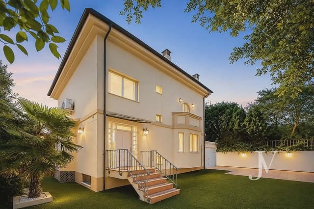 5 soveværelse Villa til salg i Nueva España, Madrid by med garage - € 3.199.000 (Ref: 9965618)