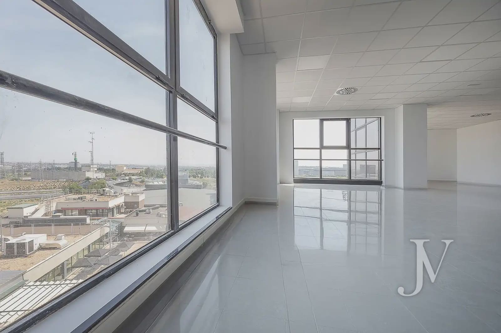 Kontor til salg i Madrid by med garage - € 999.000 (Ref: 9965619)
