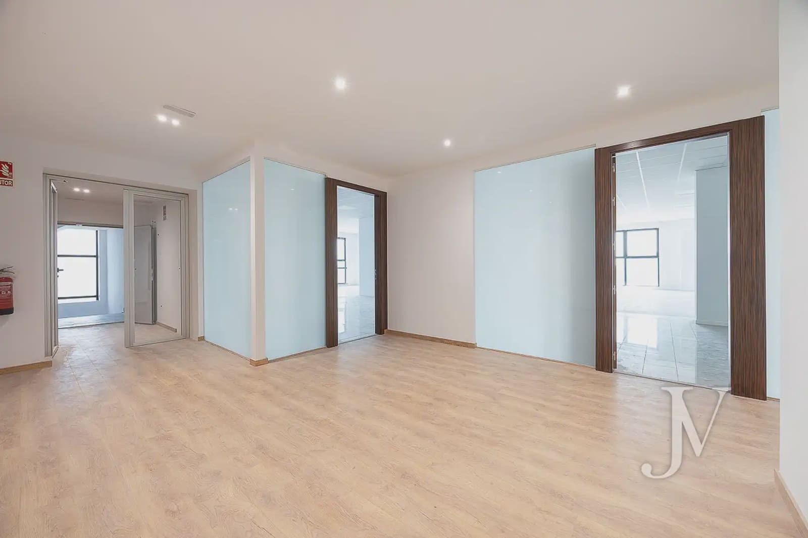 Kontor til salg i Madrid by med garage - € 999.000 (Ref: 9965619)
